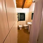 Ramo's Hilltop Retreat With Kitchenette And Patio - 2nd * Vlorë